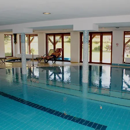 Prichovice Hotell